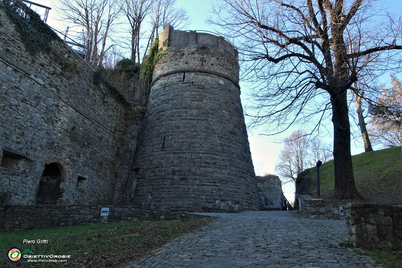 48 Bastione nord del Castello.JPG